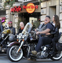 Hard Rock Cafe | Harley Davidson bikers descend on Hard Rock Cafe